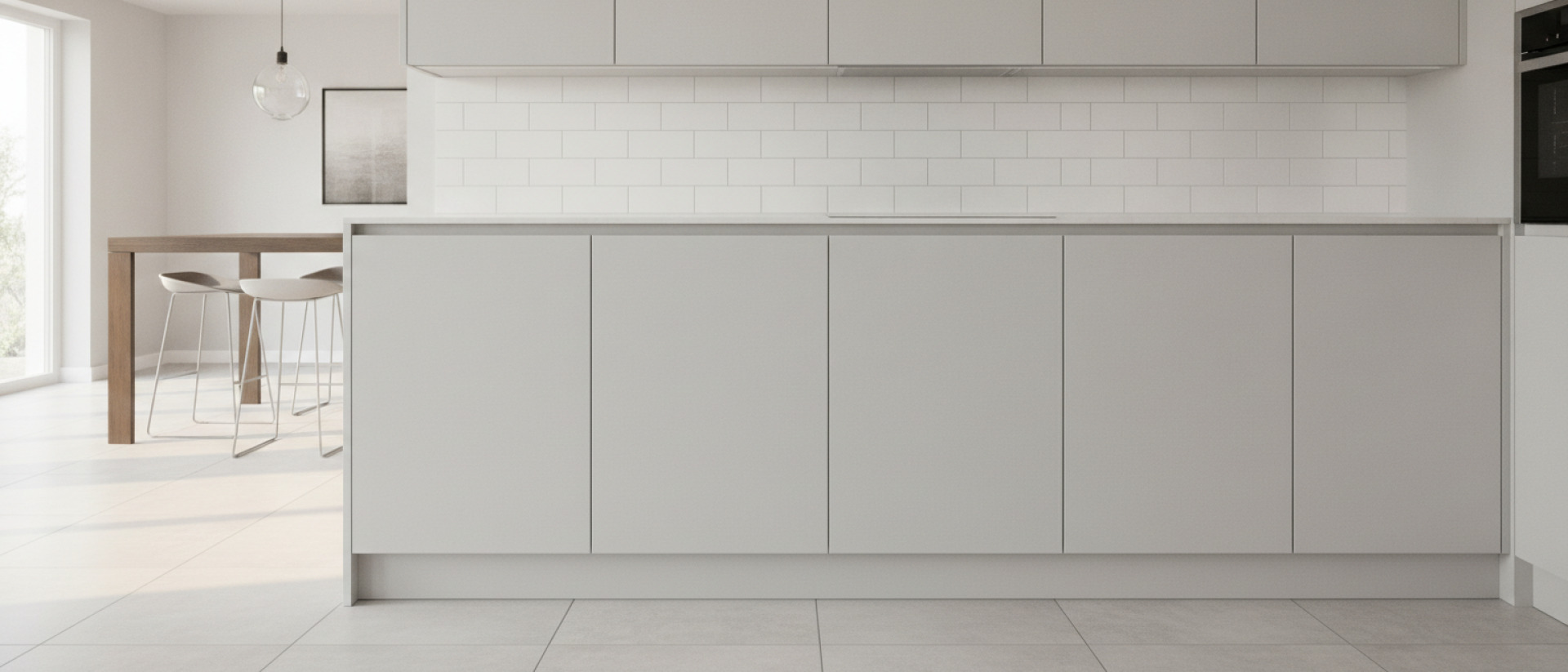 6 tips om een vaatwasserfront netjes met de rest van de keuken uit te lijnen.