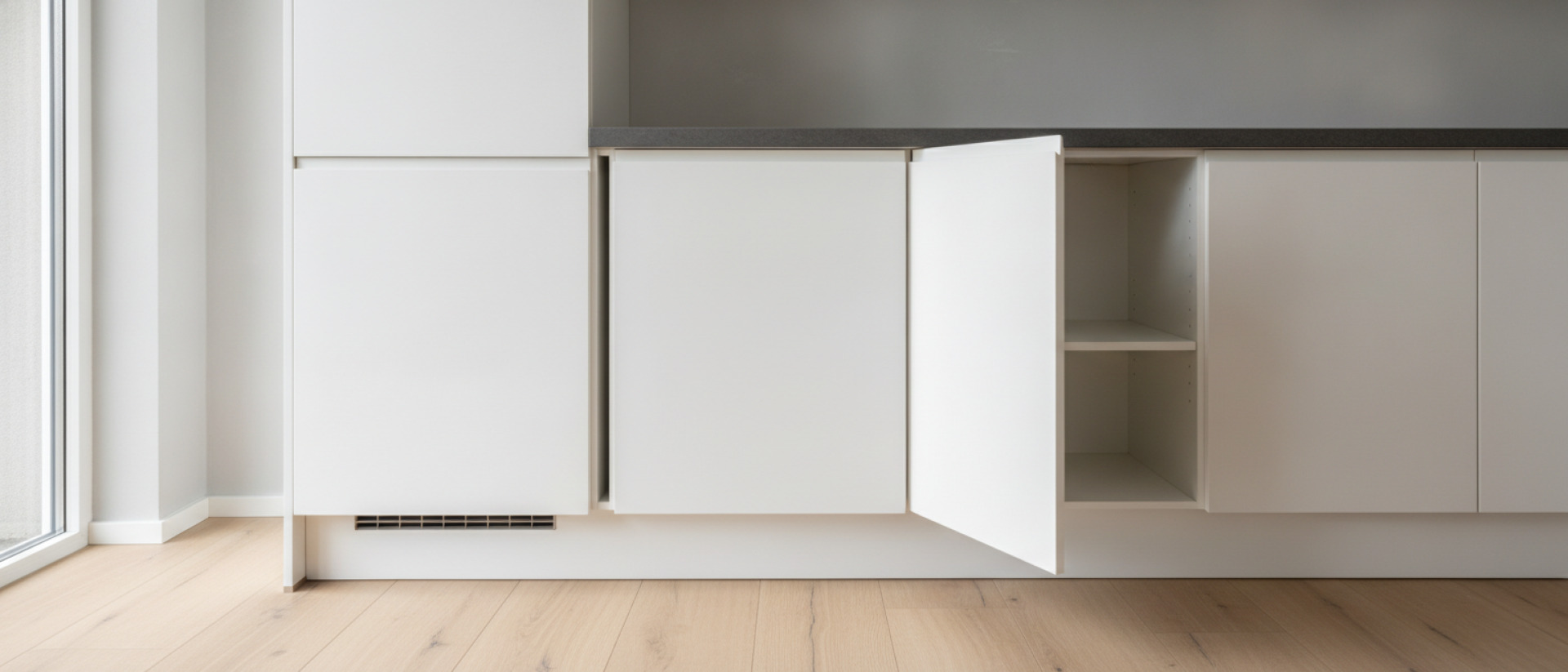 8 tips om passtukken smal te houden zonder dat kastdeuren tegen de wand lopen. 8 tips om passtukken smal te houden zonder dat kastdeuren tegen de wand lopen