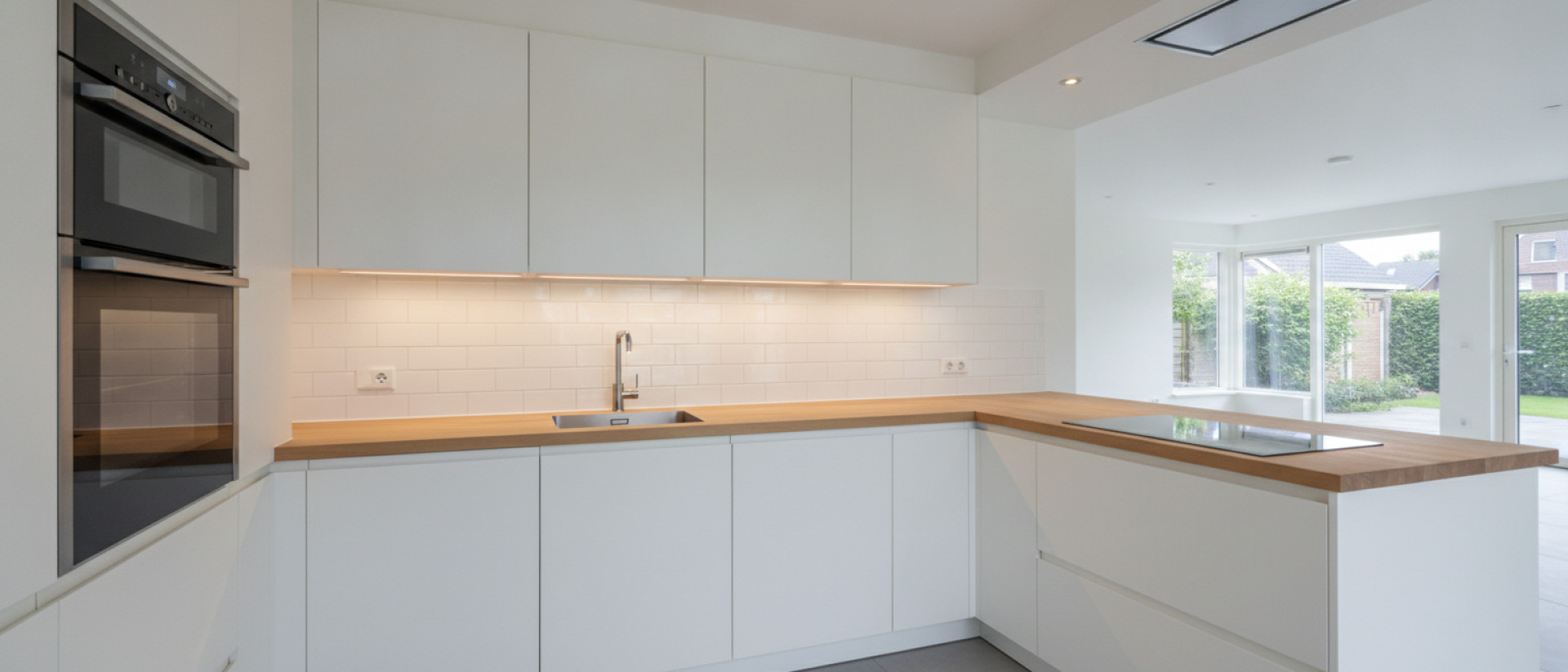 Keuken afmaken na uitval monteur