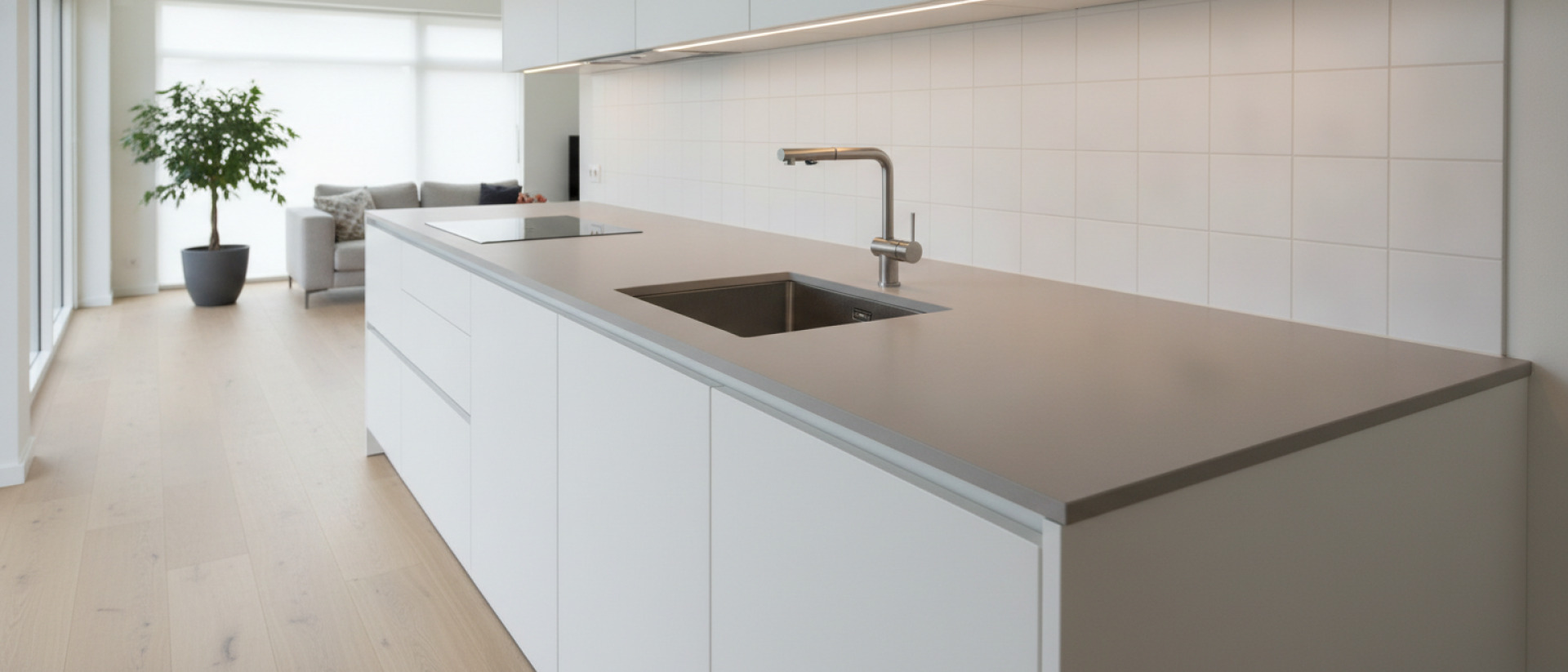 Keukenblad plaatsen met een strakke en duurzame afwerking