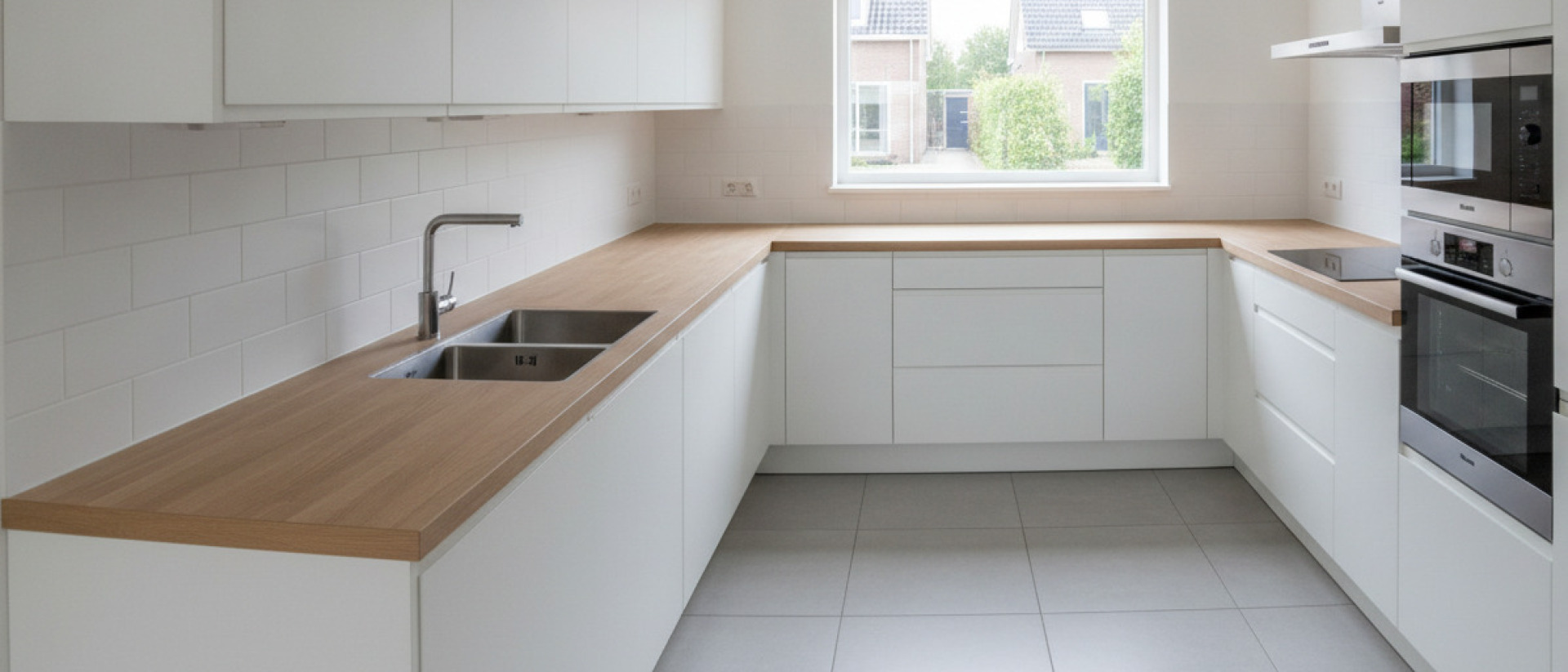 Keukenmonteur in Koudekerk aan den Rijn voor een keuken die direct klopt